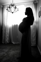 laura maternity -109